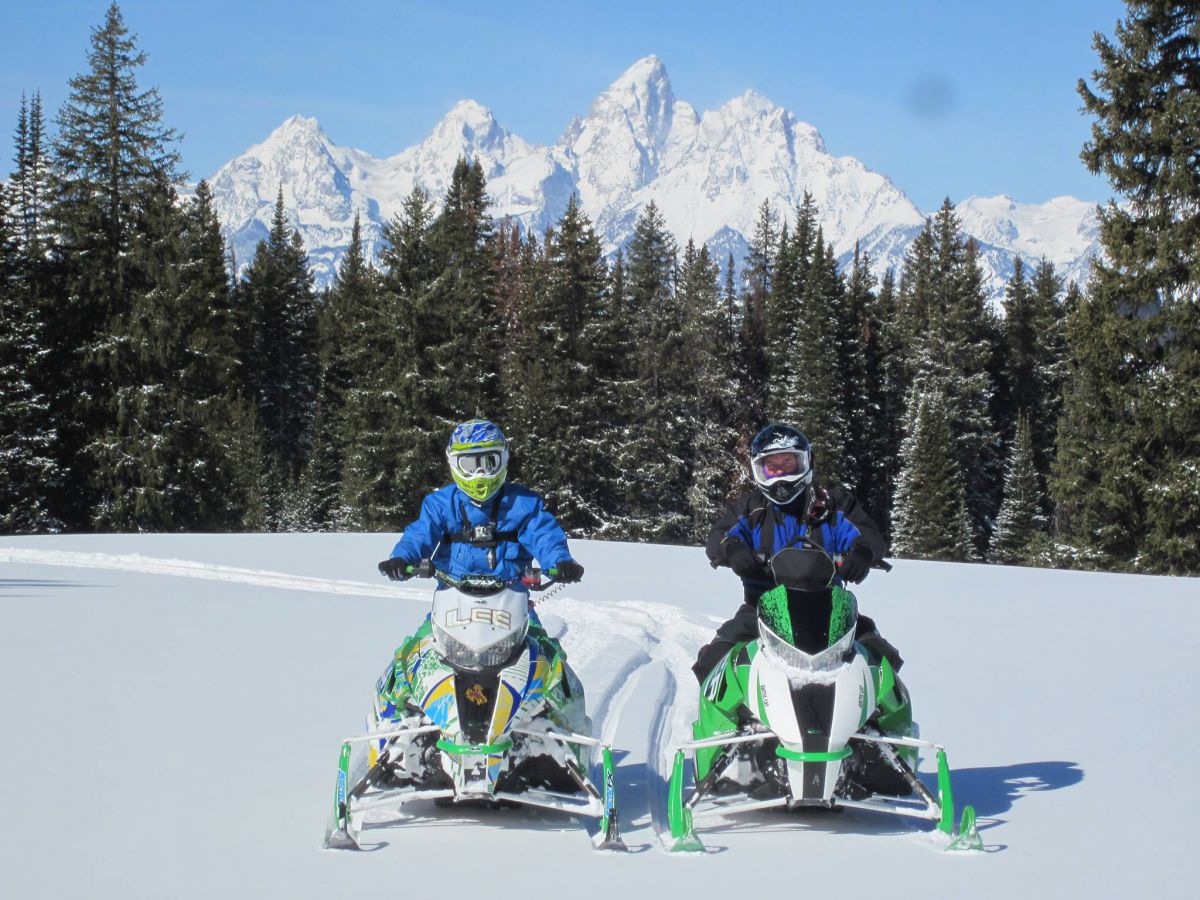 Trailstrails-snowmobiling-1-2015